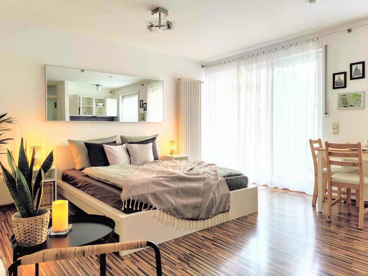 דרזדן Gemuetliche Ferienwohnung In Ruhiger Lage מראה חיצוני תמונה