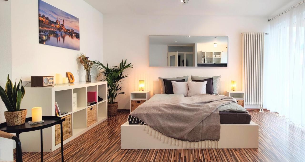 דרזדן Gemuetliche Ferienwohnung In Ruhiger Lage מראה חיצוני תמונה